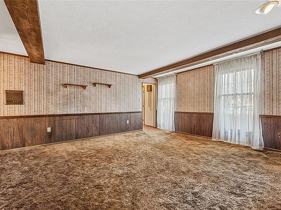 3rd image of 612 Westshire Dr