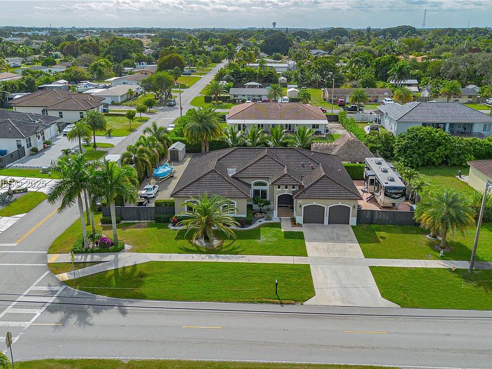 1st image of 16900 SW 296th St