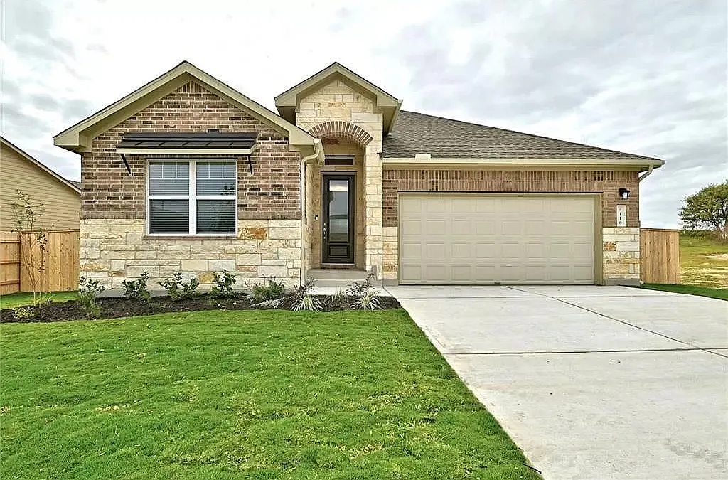 116 Joseph Hawkins Ln — Photo 2