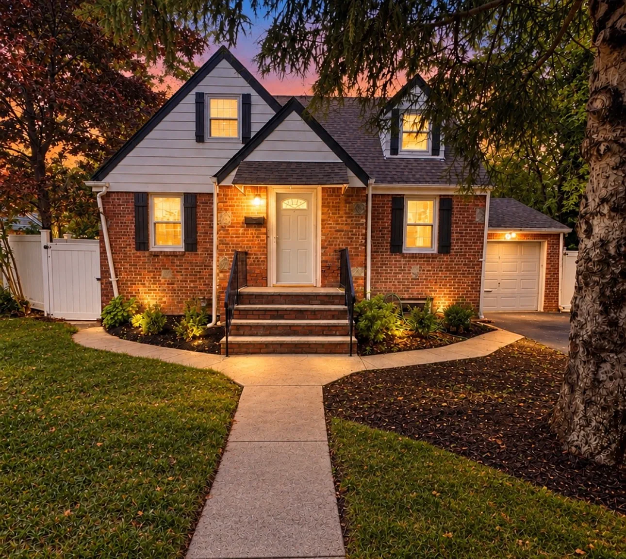 4 bed, 1594 sqft, $4,700 — Photo 1