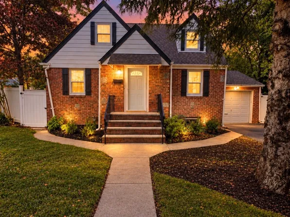 24 5th Ave, Westwood, NJ 07675