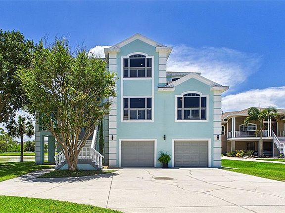 2nd image of 2106 Pelican Ct