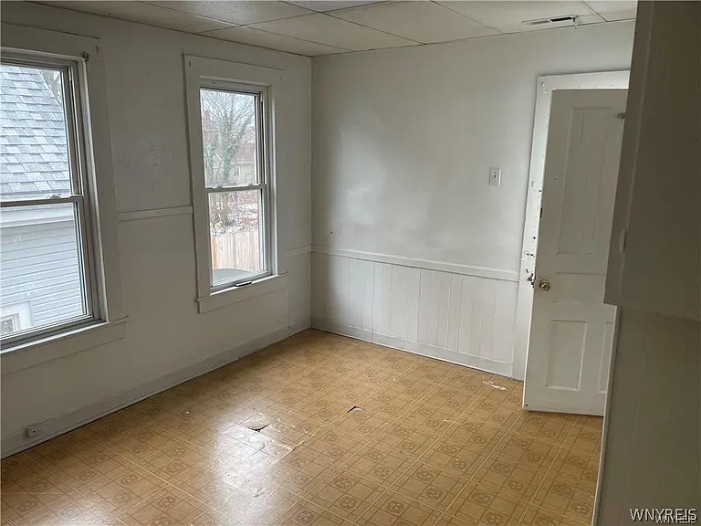 226 Longnecker St — Photo 14