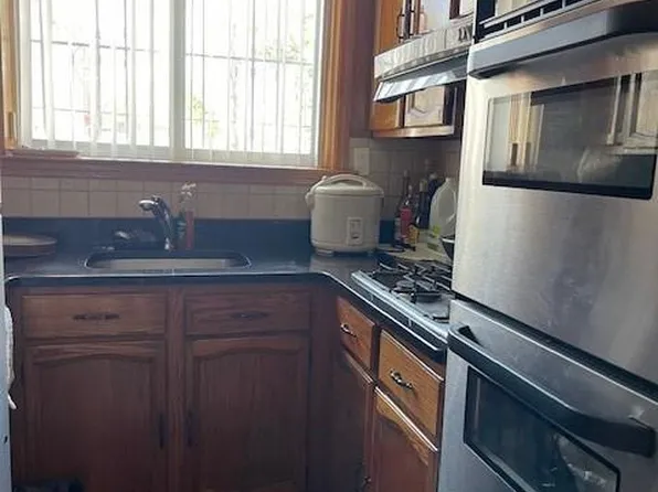 9609 Avenue M image 4 of 7