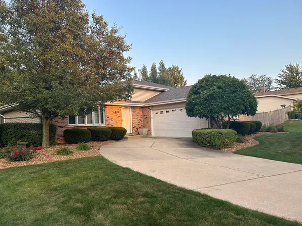 19613 Pheasant Ln, Mokena, IL 60448