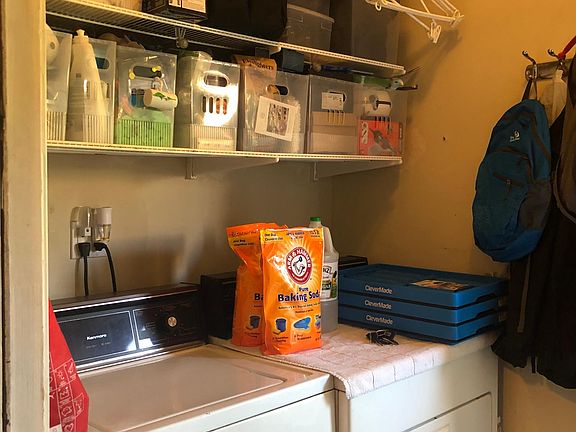 in-unit laundry