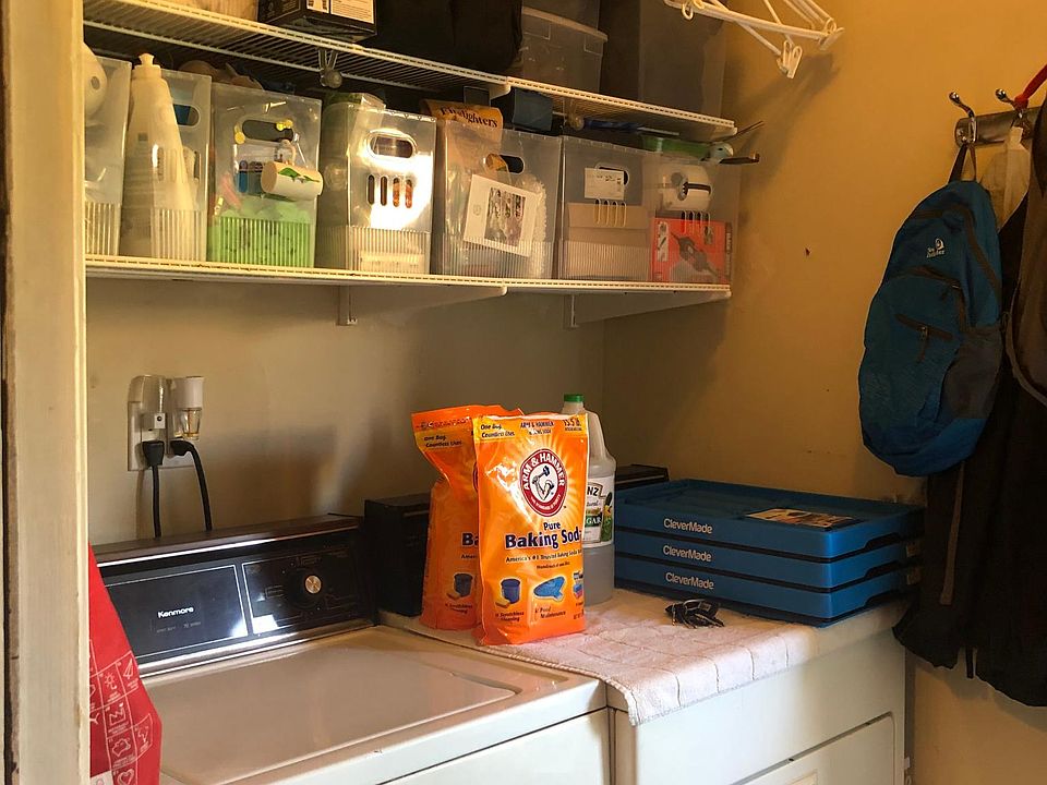 in-unit laundry