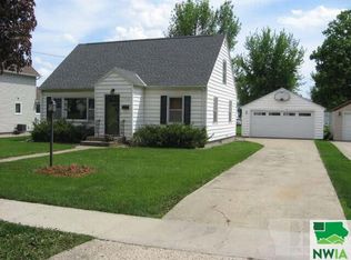 1506 1st St #0, Hull, IA 51239