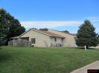 1850 E Welco Dr, Saint Peter, MN 56082