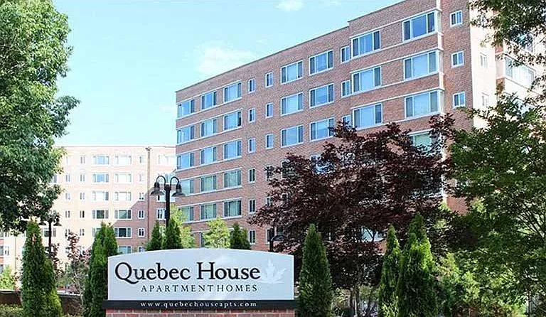 Quebec House Apartments — Photo 49