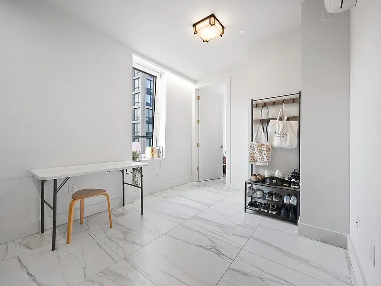 152 Boerum St #3D — Photo 2