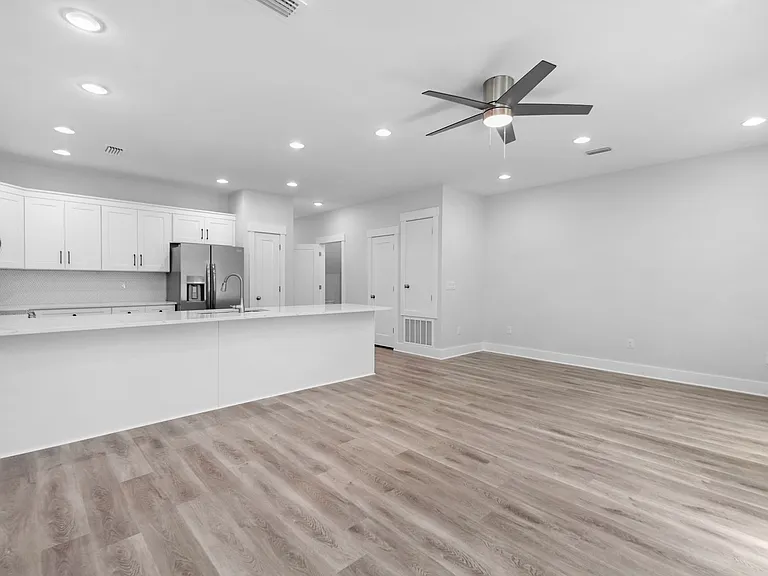 30 Harbeson Ave NE — Photo 16