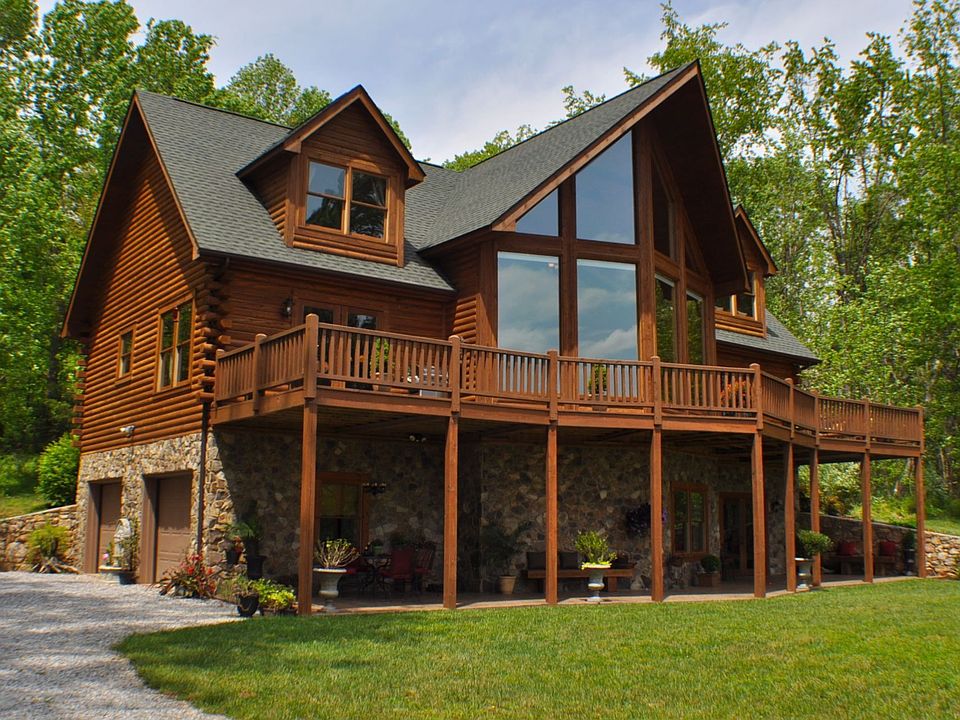 1st image of 658 Hardbarger Rd
