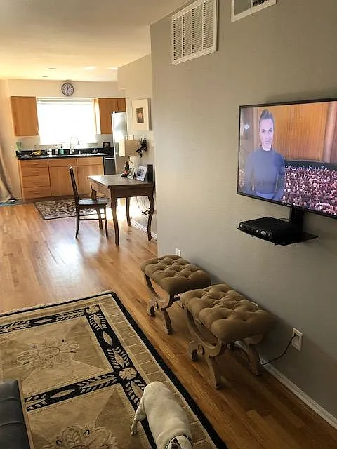 2 bed, 1053 sqft, $2,395 — Photo 2