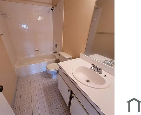 1051 Jefferson Dr #H — Photo 17