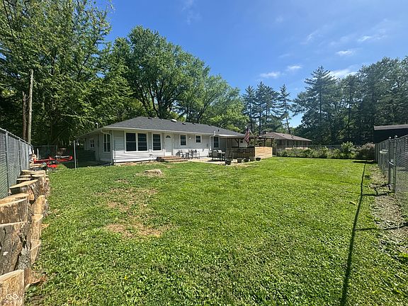 4th image of 2115 E 91st St