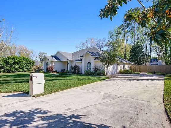 3rd image of 1741 GREENRIDGE Circle