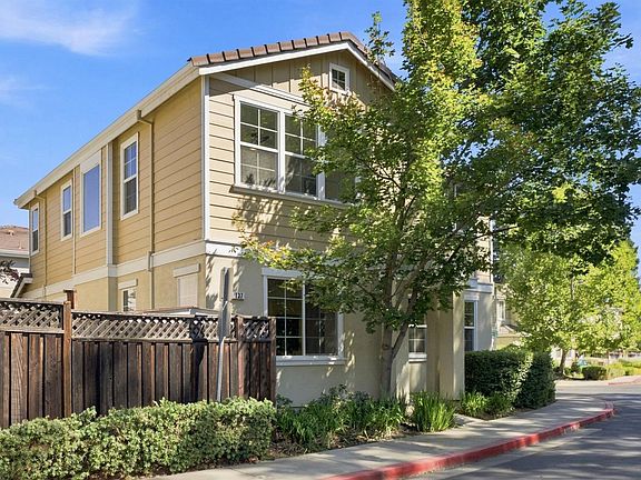4th image of 137 Coulter Way