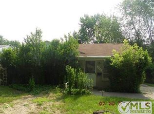 27670 Barrington St, Madison Heights, MI