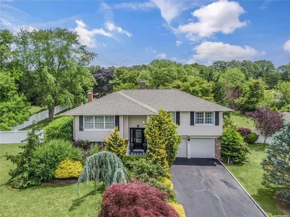 123 Caramel Road, Commack, NY 11725