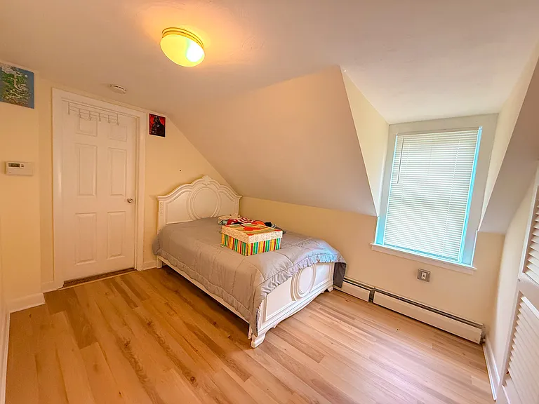 7 Elm St #1 — Photo 8