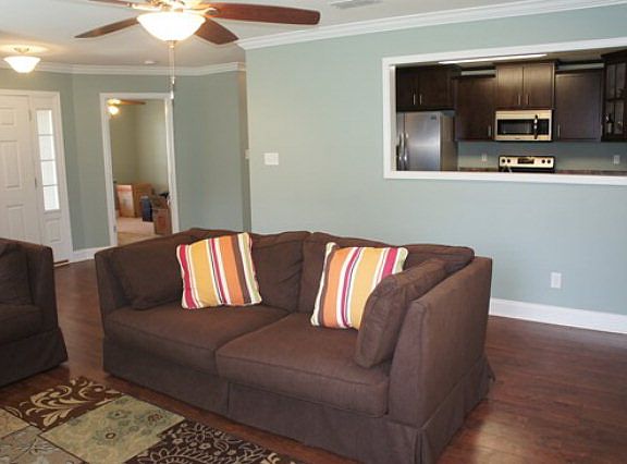 5th image of 149 Wisteria Ln
