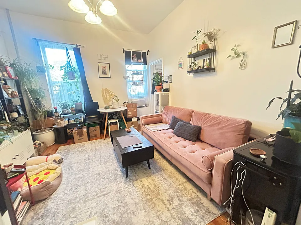 63 Beaver St #2