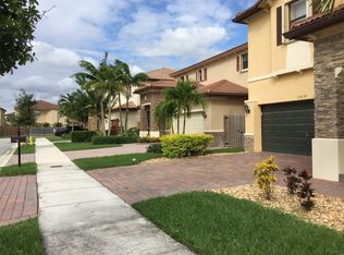 15461 SW 119th St, Miami, FL 33196