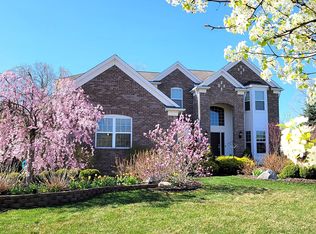 49201 Hidden Ridge Dr #4, Northville, MI 48168