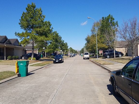 4th image of 3123 Centennial Village Dr