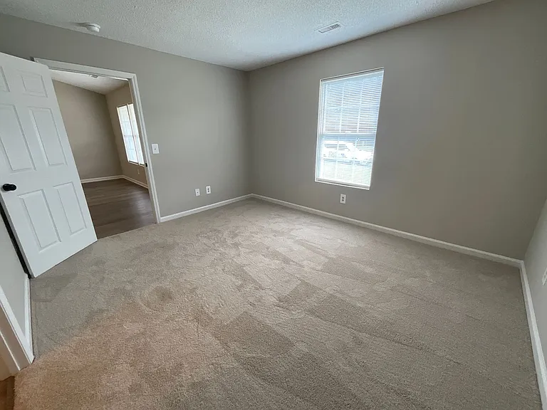 2711 Ingleside Dr — Photo 20