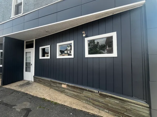 1245 S Main Ave #8, Taylor, PA 18517