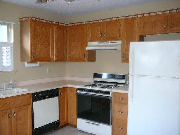 4th image of 10108 E Park Royale Dr