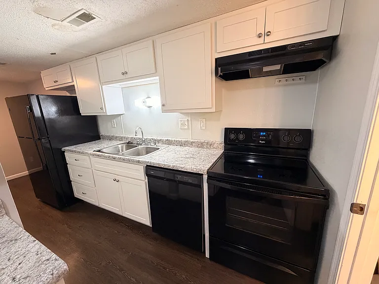 3843 Treebrook Dr #3847 — Photo 2