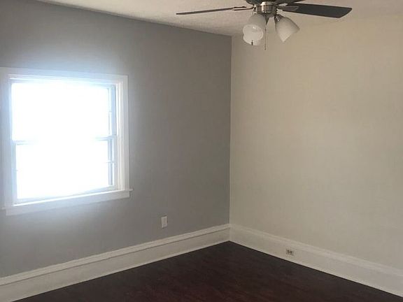 4th image of 415 4th St SE #8411531