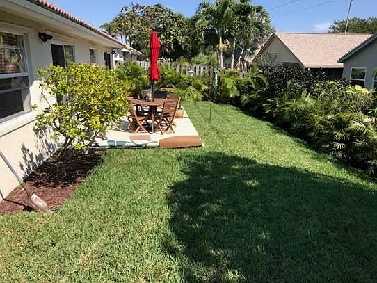 4th image of 1155 E Lancewood Pl