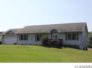 1302 17th Ave E, Menomonie, WI 54751