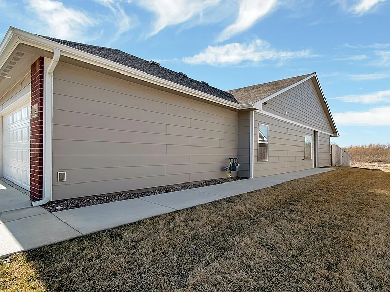 5357 N Nolen St — Photo 2