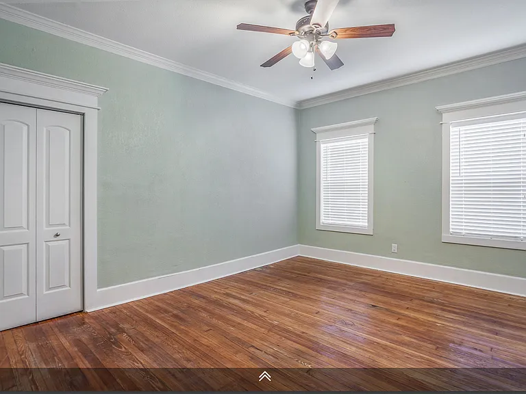1502 Kirby Ave — Photo 33