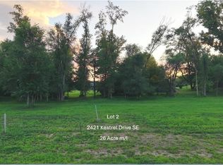 2421 Kestrel Dr SE, Cedar Rapids, IA 52403