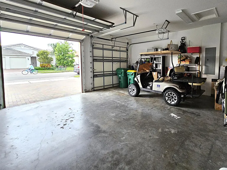 5253 Messina St — Photo 8