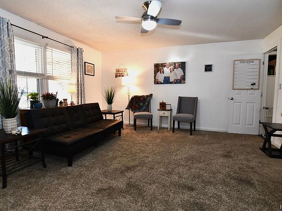 3rd image of 5300 Park Dr
