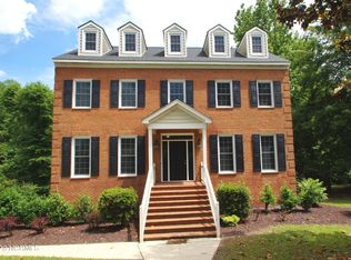 1904 Crooked Creek Rd, Greenville, NC 27858