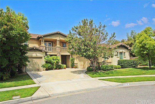 Beautiful Victoria Arbors home at the end of a cul-de-sac