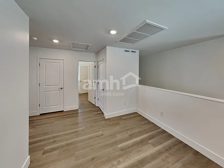 9635 E Harkes Dr — Photo 8