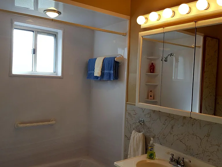 1629 Poplar St — Photo 37