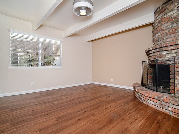 3rd image of 2410 S St #9