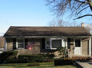 64 Ann St, Dover, NJ 07801