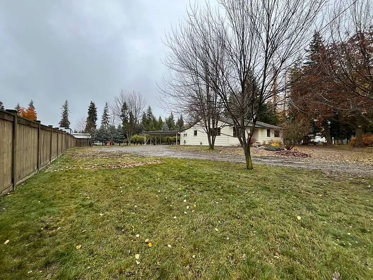 Highway 2 — Photo 12