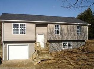 3604 Onyx Dr, Radford, VA 24141